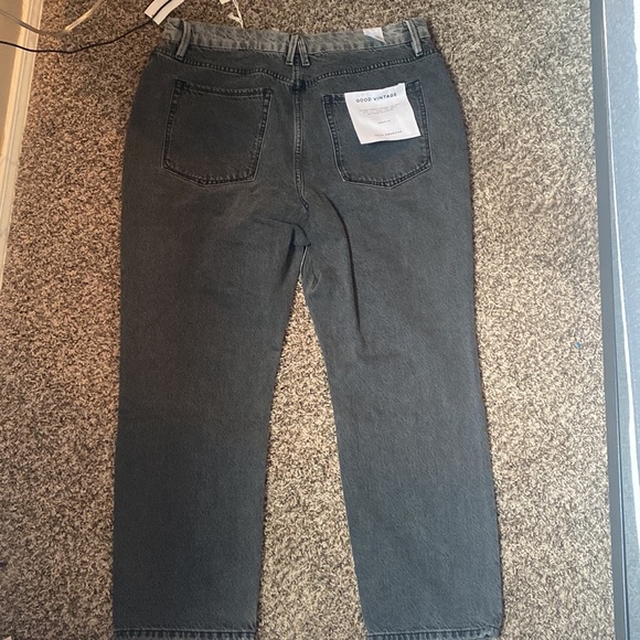 Good American “Vintage Jeans” - Picture 3 of 5